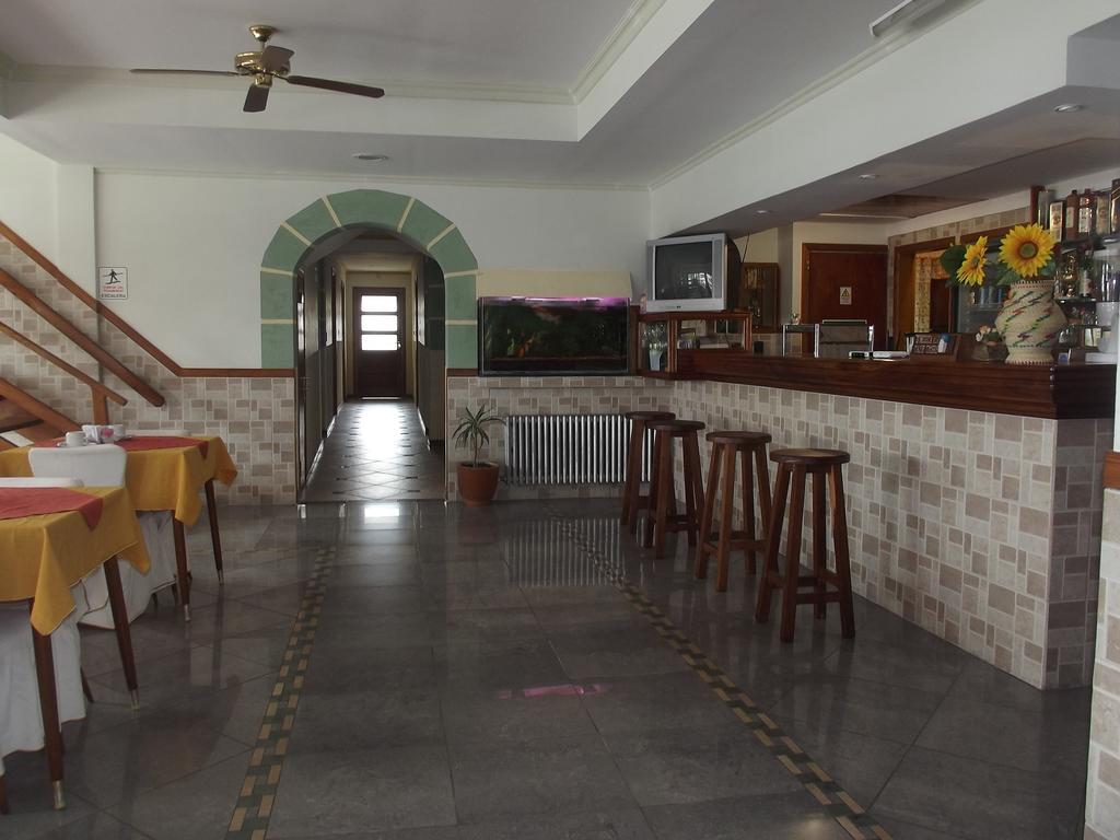 Hotel Teomar Villa Gesell Zewnętrze zdjęcie
